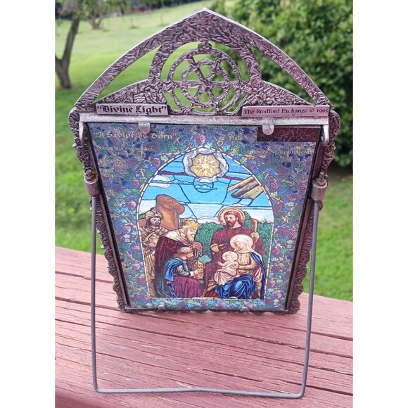 Divine Light Framed Stained Glass Bradford Exchange A Savior is Born Religious - Picture 3 of 3